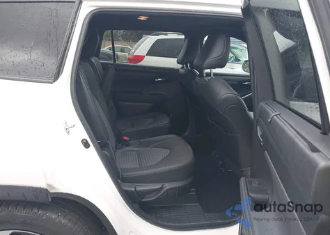 2021 Toyota Highlander Xse z USA, uszkodzony, nr VIN 5TDJZRAH0MS062777